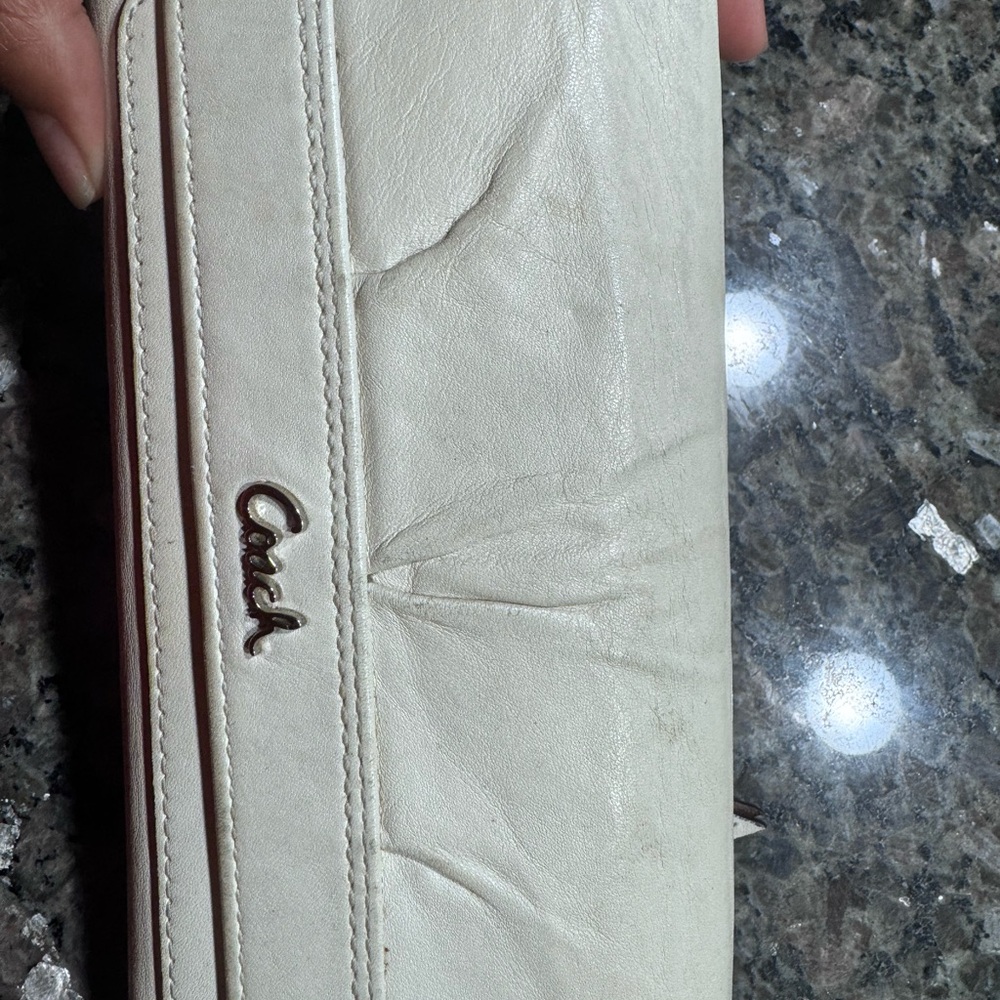 Coach wallet - Picture 2 of 6